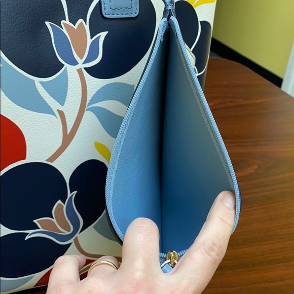 Kate Spade Reversible Tote - Picture 2 of 7